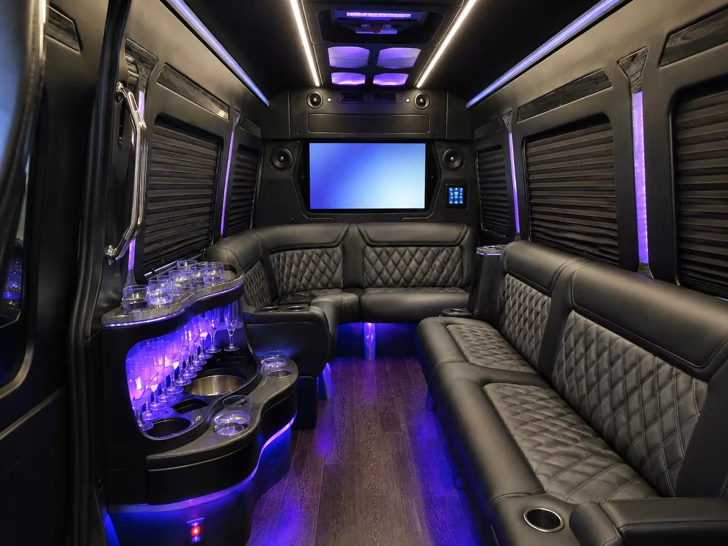 we make corporate retreat and team building transportation in clovis easy to plan